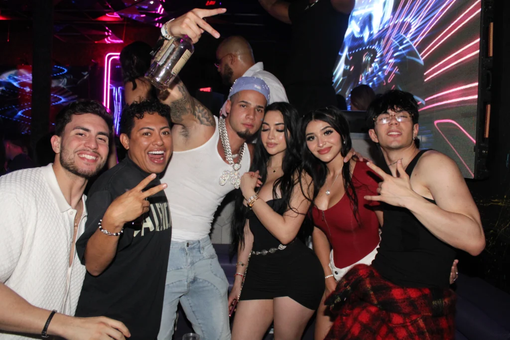 The kind of squad photo you brag about for years.